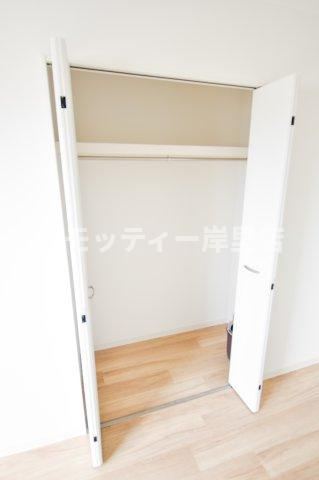 みおつくし岸里Ⅱの収納
