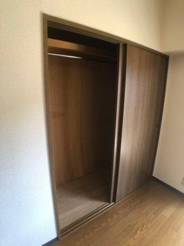 ブロードネスト御厨の収納