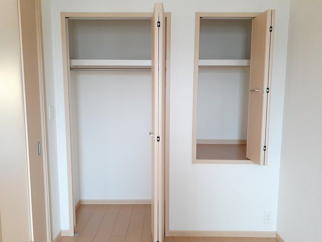 リラリード　Ｂの収納