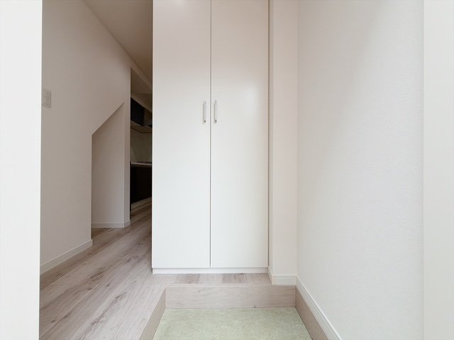 【玄関】 | ルナ三軒茶屋