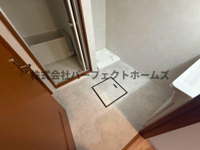 ラ・ヴェールの洗面所|明るい洗面所です