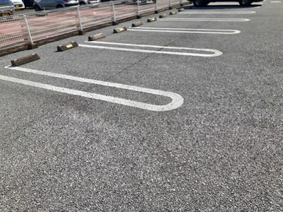 【駐車場】 | ラフレシール　Ａ