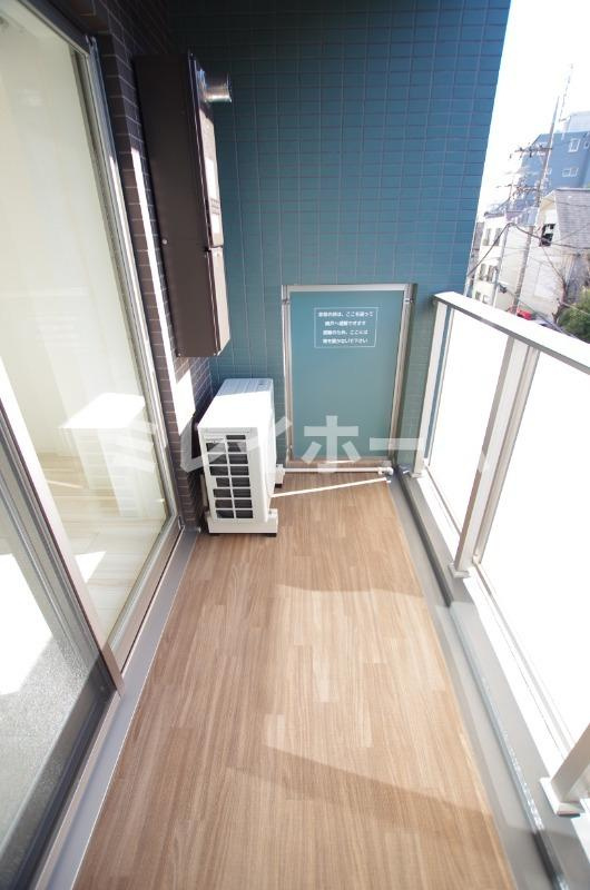 ブライズ蒲田EASTのバルコニー|同建物内、別のお部屋の参考写真になります。