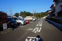 車をお持ちの方に嬉しい駐車場付きの物件です