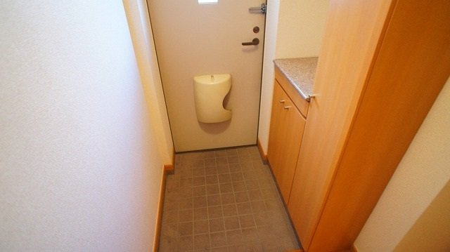 明るい玄関です