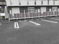 車をお持ちの方に嬉しい駐車場付きの物件です