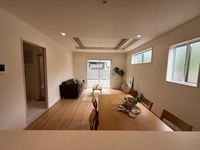 福岡市早良区内野６丁目の新築一戸建の居間・リビング|リビング