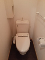 ゆったりとした空間のトイレです