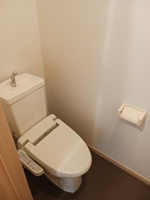 シンプルで使いやすいトイレです