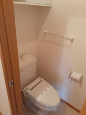 シンプルで使いやすいトイレです