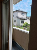落ち着いた時間を過ごせるバルコニーです
