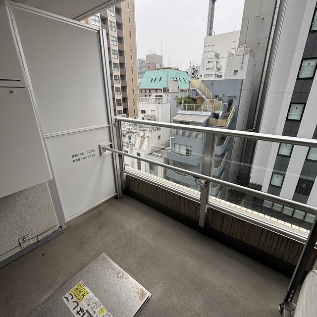 Ｗｈｉｔｅ　Ｔｏｗｅｒ　Ｈａｍａｍａｔｓｕｃｈｏのバルコニー|※写真は同タイプ住戸です。