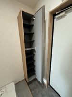 毎日通る玄関はこちらです