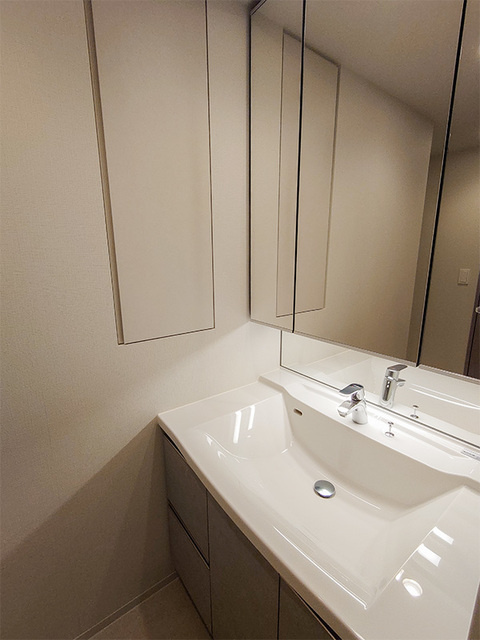 ロイヤルパークス品川の洗面所|※写真は同タイプ住戸です。