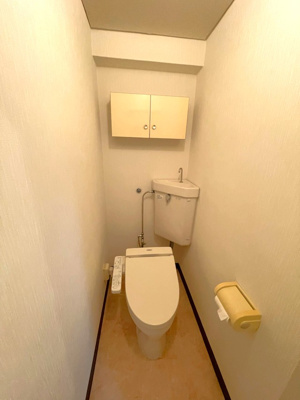 【トイレ】 | 東亜パークサイドキャッスル | コンパクトで使いやすいトイレです