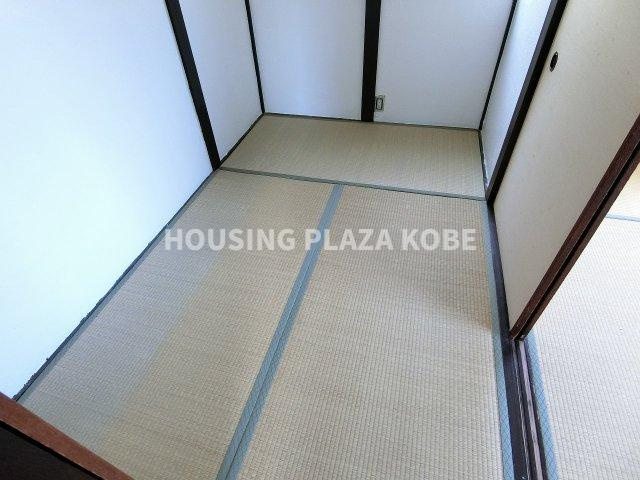 妙法寺字津江田貸家の和室