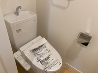 ゆったりとした空間のトイレです