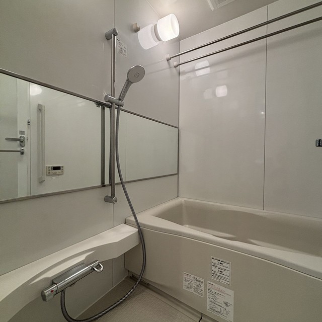 Ｗｈｉｔｅ　Ｔｏｗｅｒ　Ｈａｍａｍａｔｓｕｃｈｏの浴室|※写真は同タイプ住戸です。