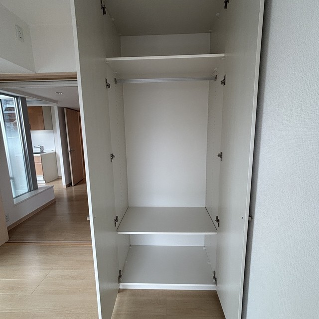 Ｗｈｉｔｅ　Ｔｏｗｅｒ　Ｈａｍａｍａｔｓｕｃｈｏの収納|※写真は同タイプ住戸です。