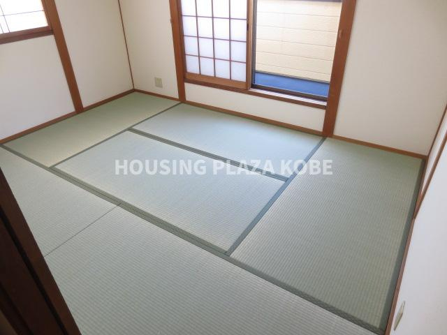 塩屋台３丁目貸家の和室