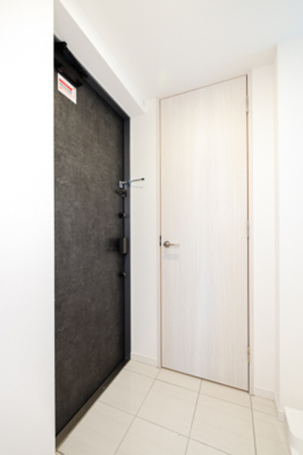 バウスフラッツ品川キャナルサイドの玄関|※写真は同タイプ住戸です。