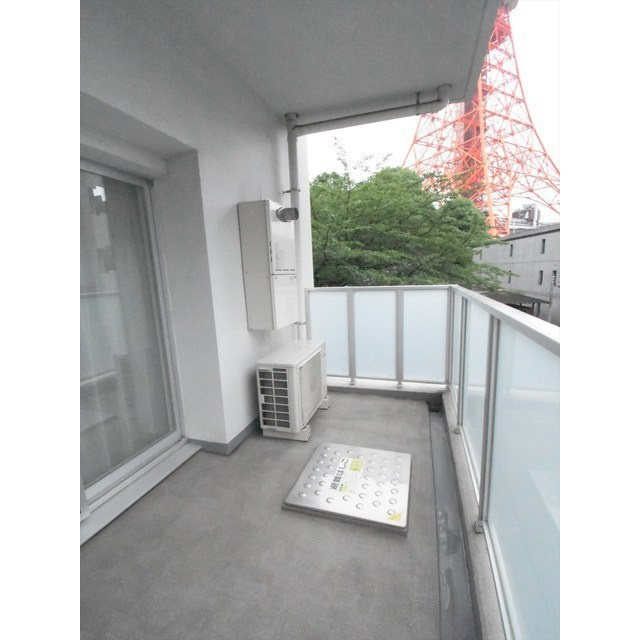 CAVANA＋麻布台のバルコニー