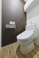 ゆったりとした空間のトイレです