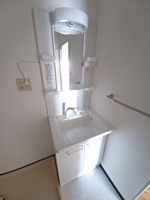 忙しい朝には欠かせない洗面所です
