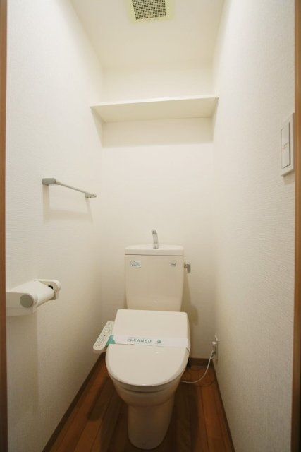 スカイコート芝壱番館のトイレ