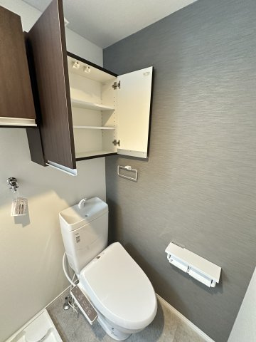 ゆったりとした空間のトイレです