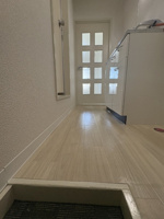 毎日通る玄関はこちらです