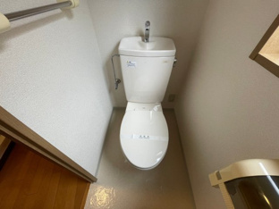 落ち着いたトイレです