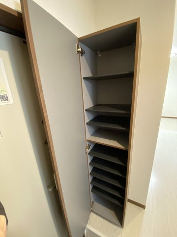 シンプルで使いやすい玄関です