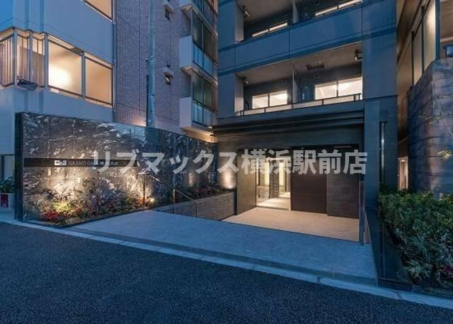 【エントランス】グランド・ガーラ横浜大口