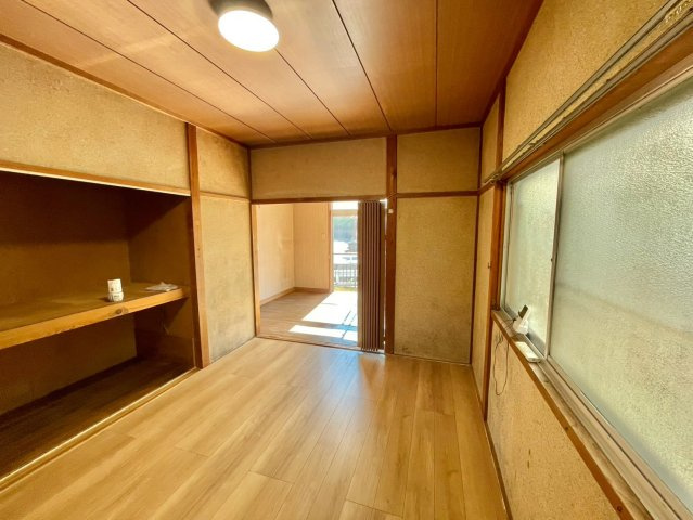 緑台戸建て(１丁目30-6)の洋室