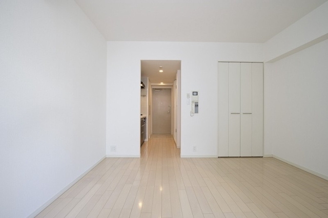 新品家具付きマンション岩本町1B(KaGood東京)