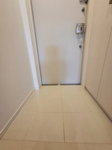ブランシエスタ西宮の玄関