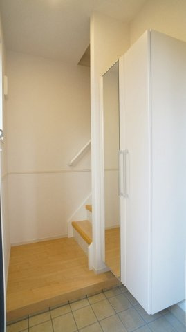 サンライズＭの玄関