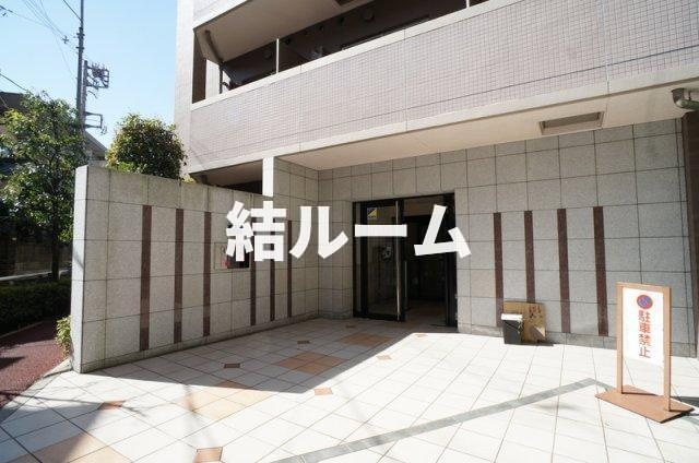 板橋区宮本町の賃貸マンションのエントランス