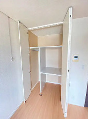 東京都八王子市　一棟マンションの収納