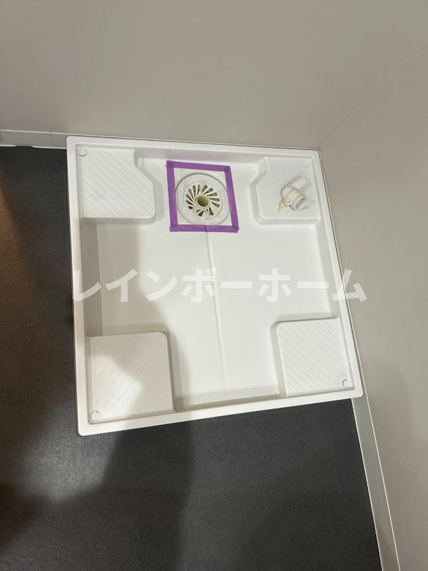 エシエル 仲介手数料（賃料の1.10ヵ月）の50％OFF対象物件！の内装|明るい室内です