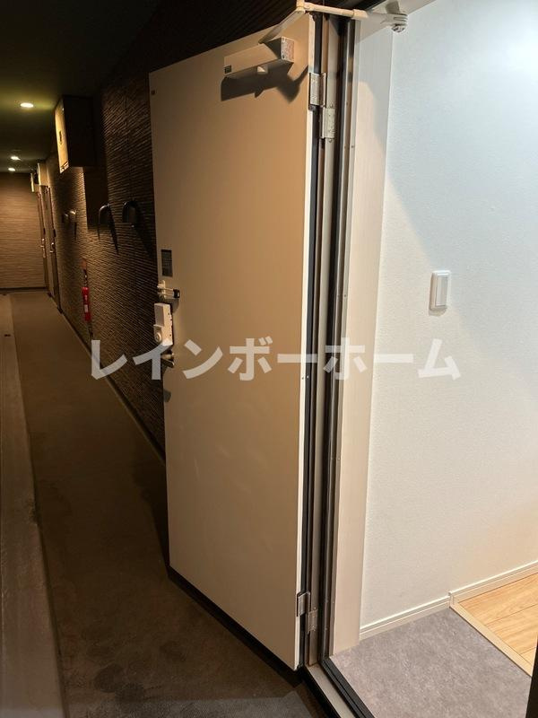 エシエル 仲介手数料（賃料の1.10ヵ月）の50％OFF対象物件！の玄関|落ち着いた玄関です