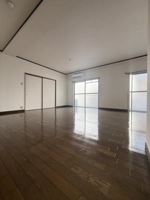 【居間・リビング】 | 杉本商事ビル