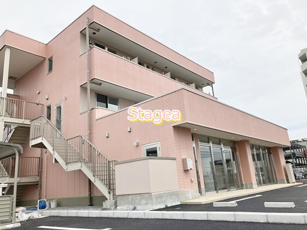 白岡市新白岡７丁目の賃貸マンションの外観