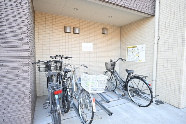 音楽マンション セレナーデ東長崎のその他共用部分|駐輪場