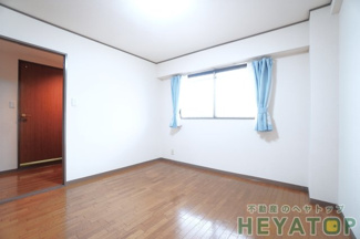【内装】 | 洋室６.３帖（同仕様写真）