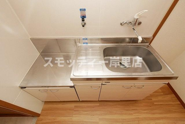 ラフィーネ住之江のキッチン
