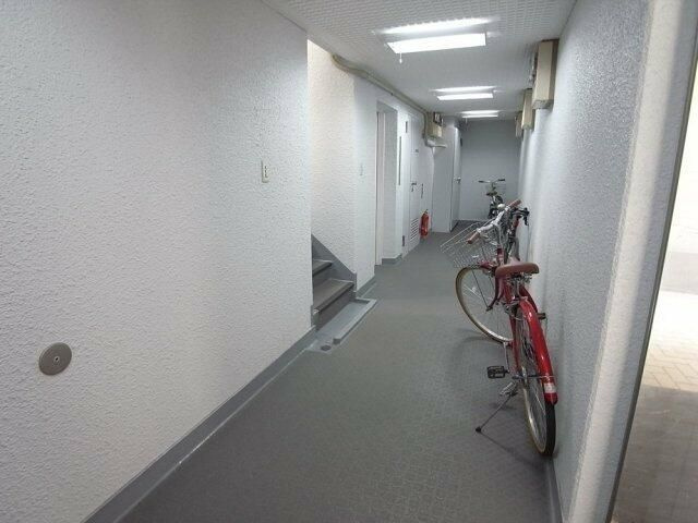 エスカイア池袋のロビー