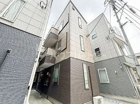 セントラーレ北千住の外観
