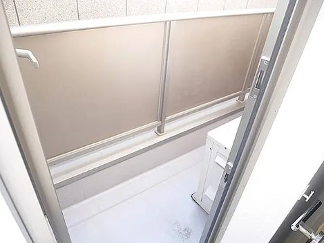 セントラーレ北千住のバルコニー